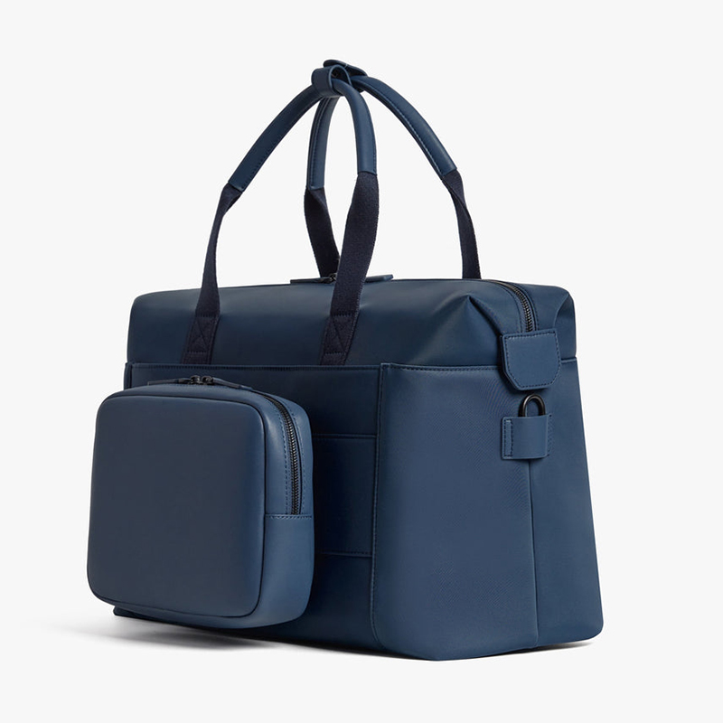 Metro-Duffel-OxfordBlue-3764_204818f9-dfee-4bf6-b9e7-1cdb9d7900a6_1080x.jpg