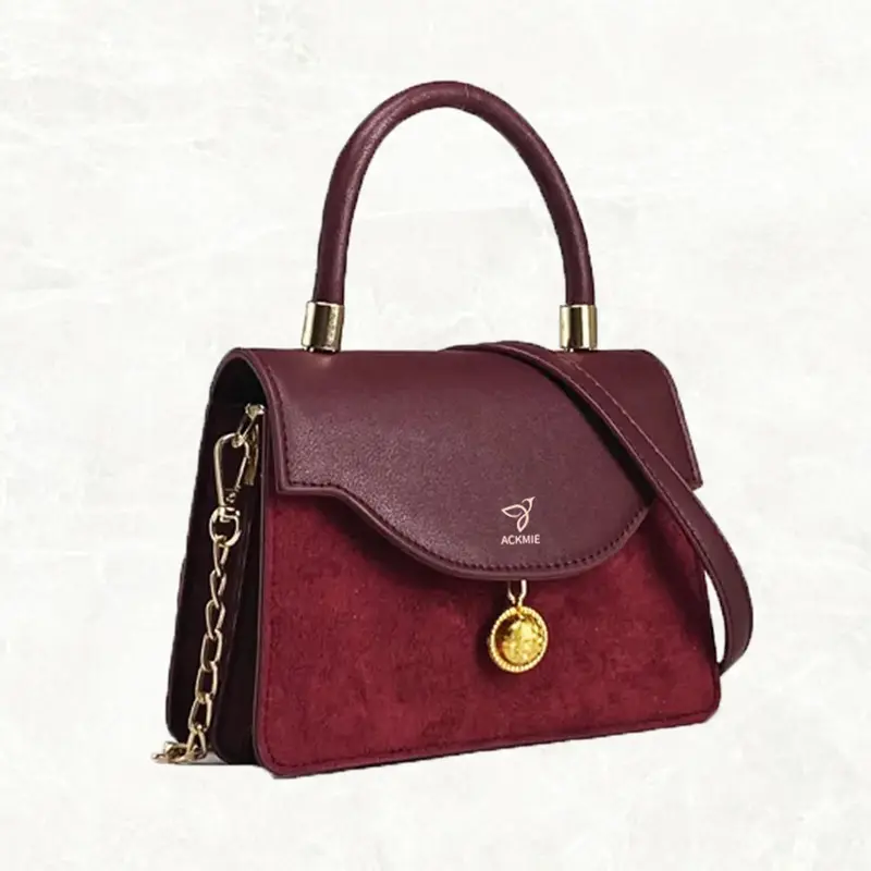 Pu Leather Ladies Handbag Luxury Purse With Chain