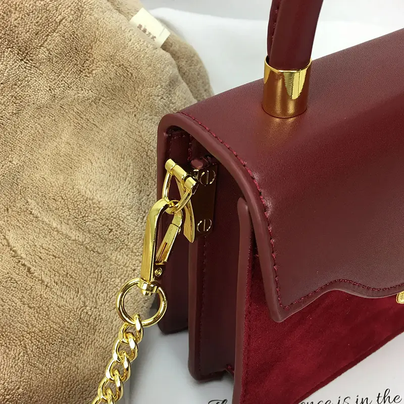 Pu Leather Ladies Handbag Luxury Purse With Chain